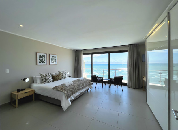 Seafront Condo at The Pier 29