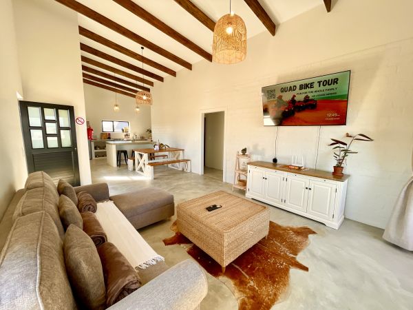 Little Lark Retreat
